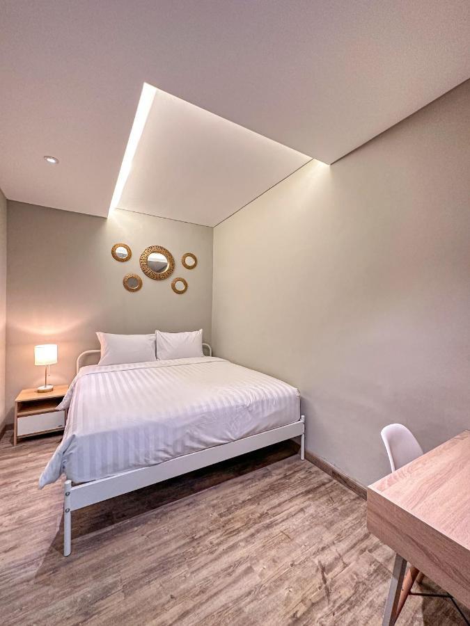 Lugano Arte Homestay Jakarta Kültér fotó