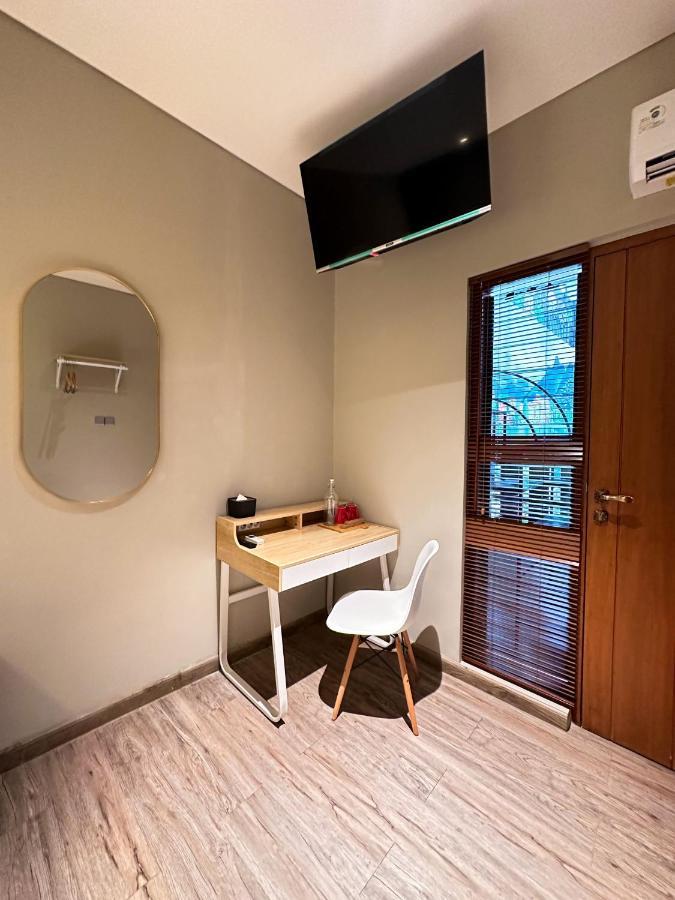 Lugano Arte Homestay Jakarta Kültér fotó